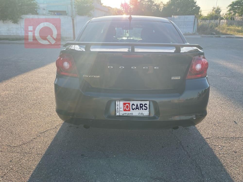 Dodge Avenger